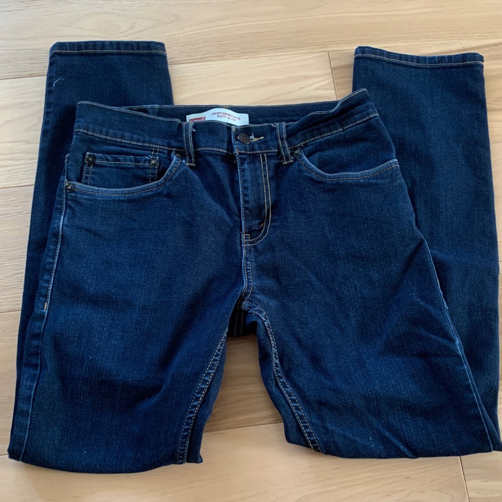 Men’s Levi’s slim jeans